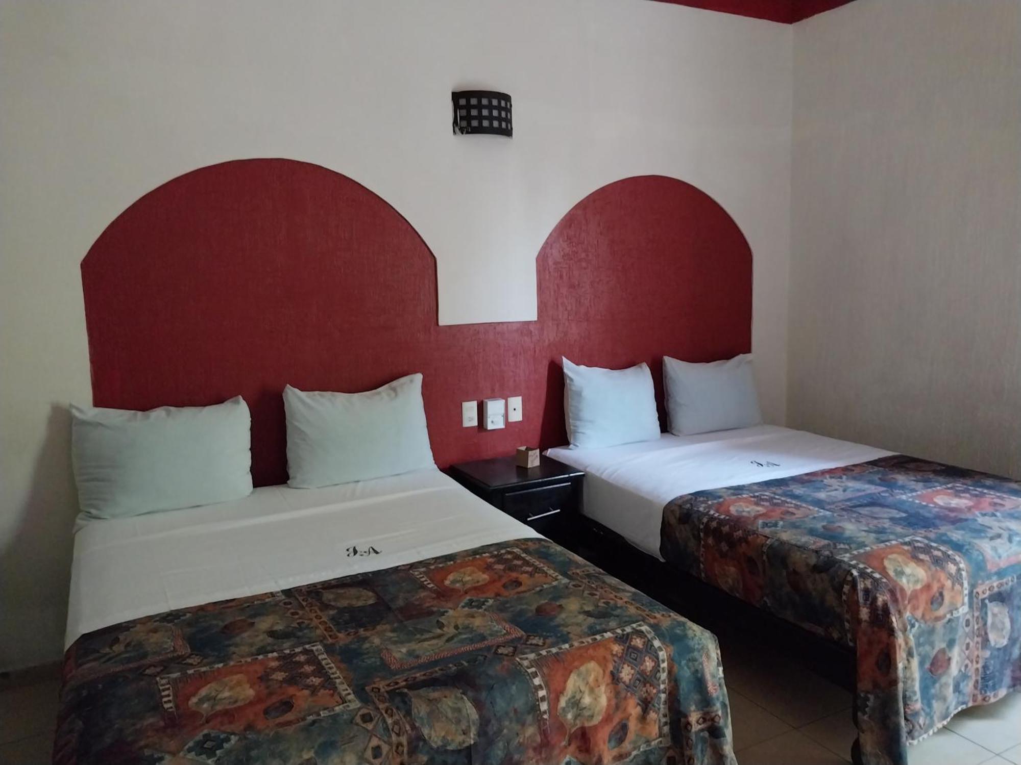 Hotel Jorge Alejandro Guadalajara Buitenkant foto